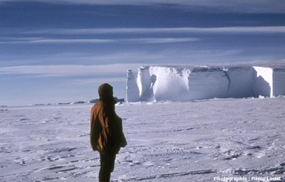 banquise-iceberg-Terre-Adelie.jpg