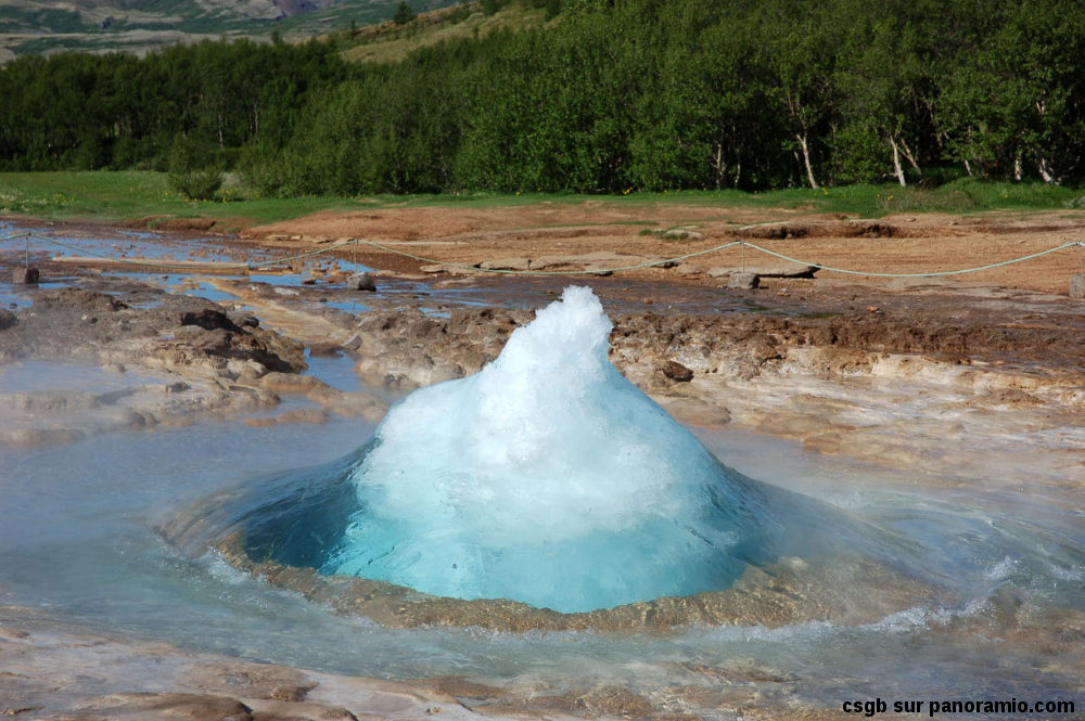 geyser-Strokkur-04.jpg