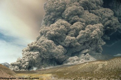 eruption-Lascar-23-coulee-pyroclastique.jpg