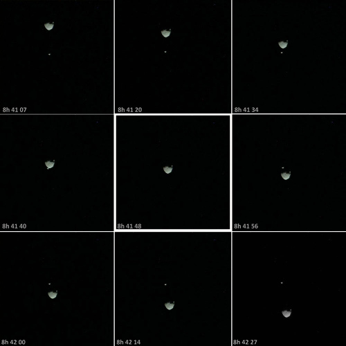 Montage de 9 images prises entre 8h41min07s et 8h42min27s (TU) le 1er aout 2013 montrant l'occultation de Deimos par Phobos vue par Curiosity