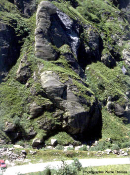 Panorama général de l'affleurement, vallée de Viscdessos (Ariège)