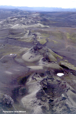Vue aérienne de la fissure éruptive de Lakagigar en Islande