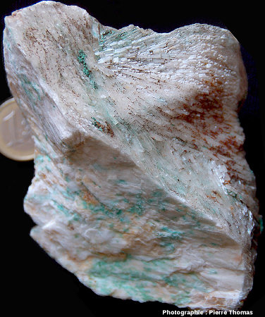 Échantillon de barytine, prélevé dans les déblais d'une ancienne mine de la région de Millau