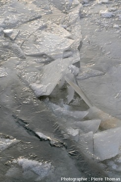 Secteur de la Saône où des plaques de glace se sont déplacées les unes par rapports aux autres