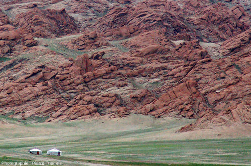 Paysage granitique caractéristique de l'Altaï mongol vers 3000 m d'altitude