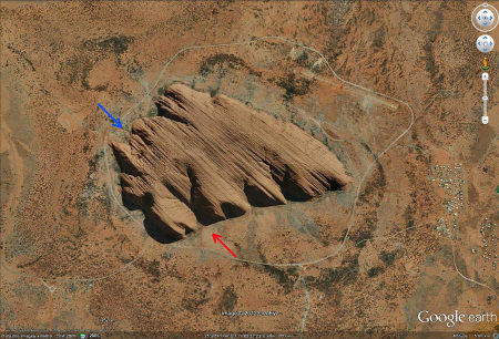 Image verticale Google Earth d'Uluru