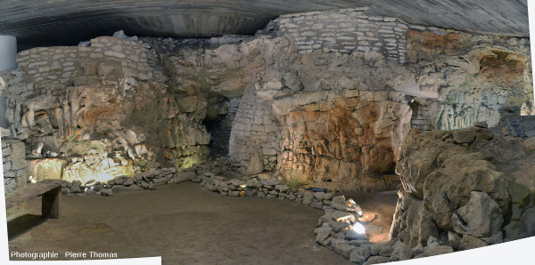 Mosaïque d'images montrant la « Cave aux Sculptures », Dénézé-sous-Doué, Maine et Loire