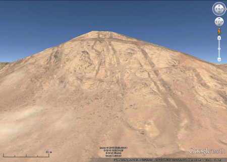 image Google Earth prise en direction de l'Ouest, vers Al Quwayra (Jordanie)