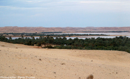 Cadre morphologique du lac occidental de l'oasis de Siwa, Égypte