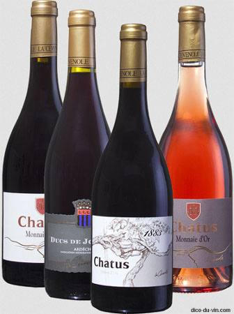 Quelques bouteilles de Chatus, vin issu du cépage éponyme qui doit être élaboré exclusivement à partir de vignes poussant sur du grès triasique de l’Ardèche pour obtenir l'appellation