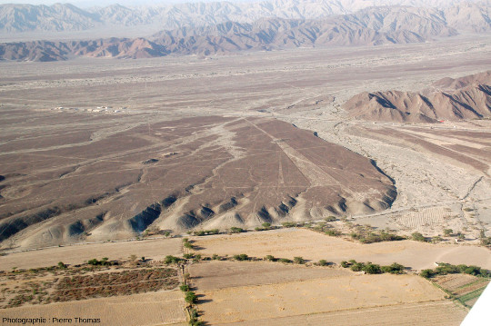 Vue du rebord Sud du plateau de Nazca, Pérou