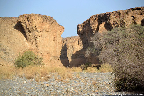Parcours d'aval en amont tout le long du canyon de Sesriem, Namibie, vue 4/11