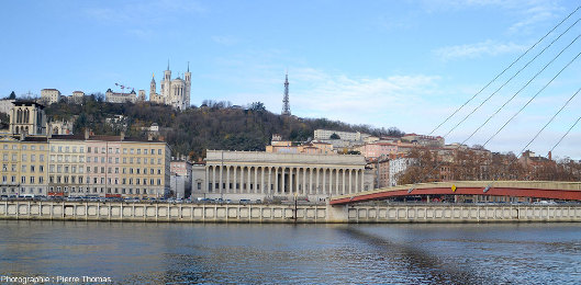 L'ancien Palais de justice de Lyon, sur les bords de la Saône