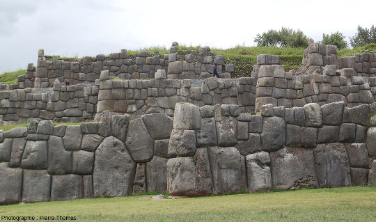 Remparts de la forteresse inca de Saqsaywaman, Cuzco (Pérou)