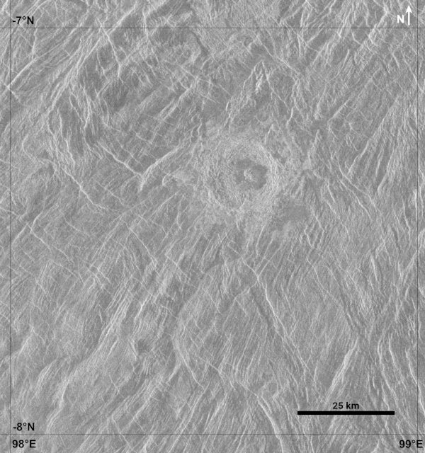 Le cratère d'impact Chloe sur Vénus, cratère à fond lisse (sombre sur les images radar), au sein d'un plateau crustal, ou tessera, particulièrement déformé