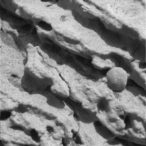 Détail de la structure du rocher stone mountain observé avec le "microscope" d'Opportunity