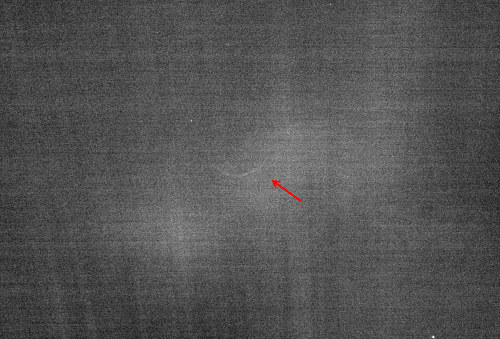 La "preuve visuelle" de l'absence de l'atmosphère de Charon a été obtenue lorsque New Horizons est passée derrière Charon qui a éclipsé le Soleil
