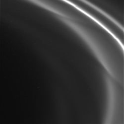 Anneau F de Saturne, vue de détail