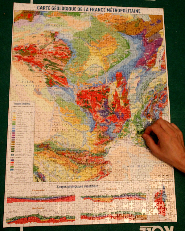 puzzle de la carte géologique de la France métropolitaine