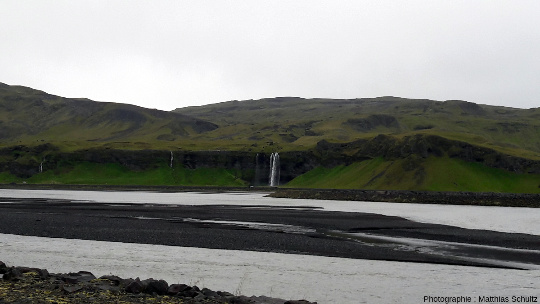 Le Skogasandur, vaste plaine d'épandage littorale volcano-glacio-fluviatile littorale du Sud de l'Islande