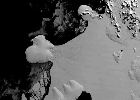 Plate-forme Wilkins (Antarctique) : état du pont de glace en mars 2007