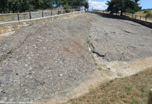 Affleurement d’El Frontal I, Regumiel de la Sierra (Province de Burgos)