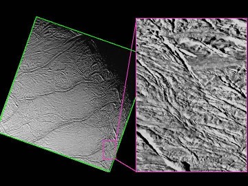 Vue rapprochée d'Encelade : zone proche du pôle Sud