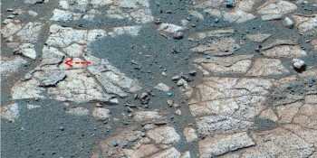Vue de détail (en fausses couleurs) du substratum des etched terrains