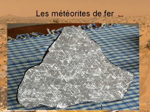 Une météorite de fer dont une section a été polie