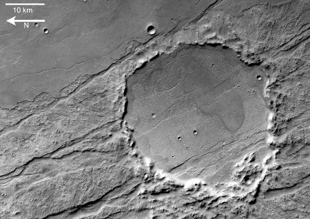 Vue en carte d'un cratère de Claritas Fossae