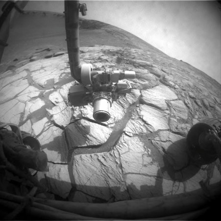 Mars : Opportunity a commencé sa descente dans le cratère Victoria et commence ses analyses et ses images