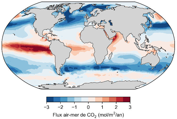 Flux de CO2 à l'interface air-mer (moyenne 1990-2020)