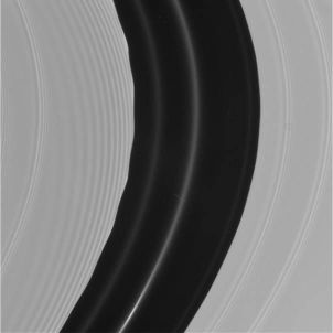 Gros plan sur la division de Encke, anneaux de Saturne